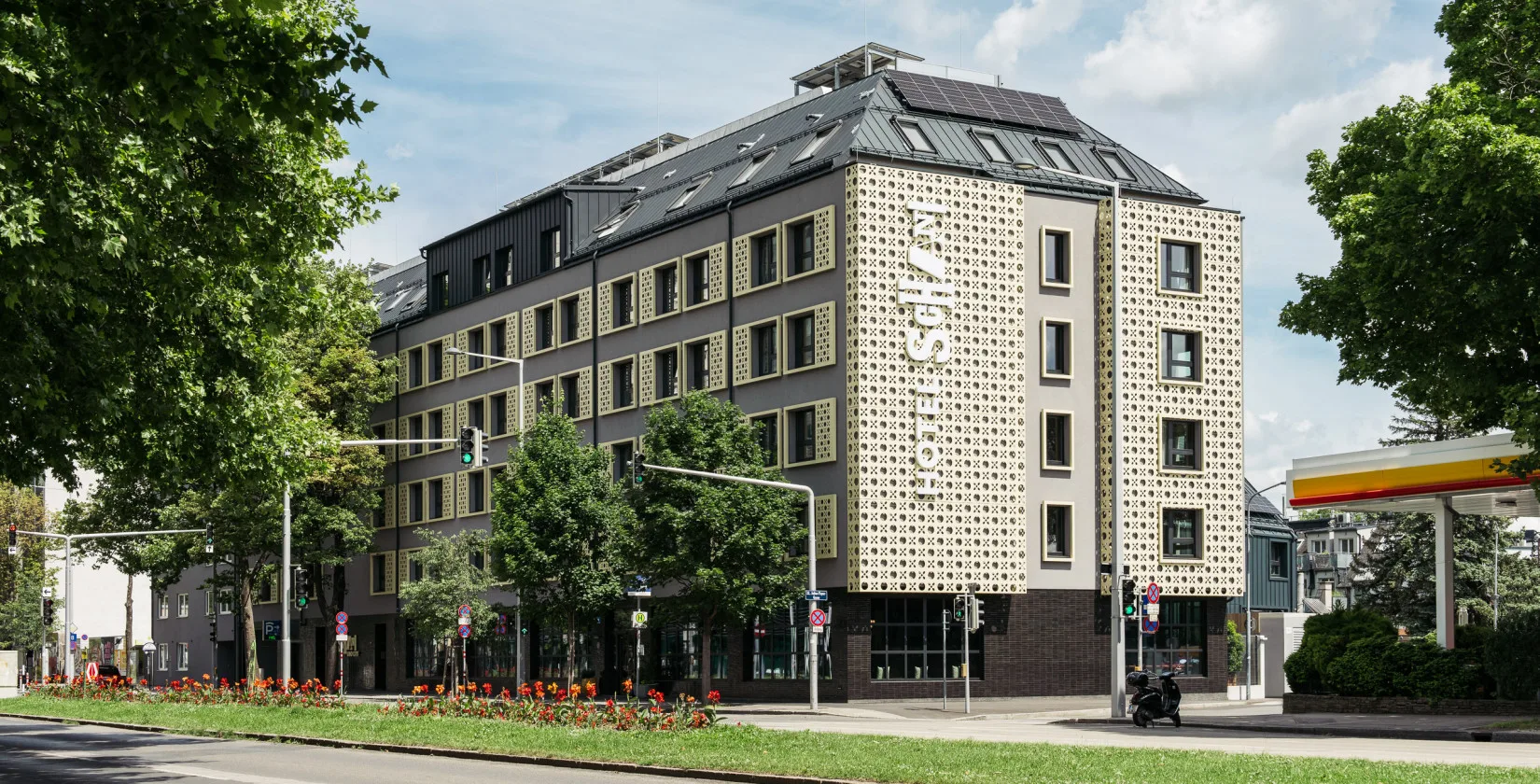 Hotel Schani City