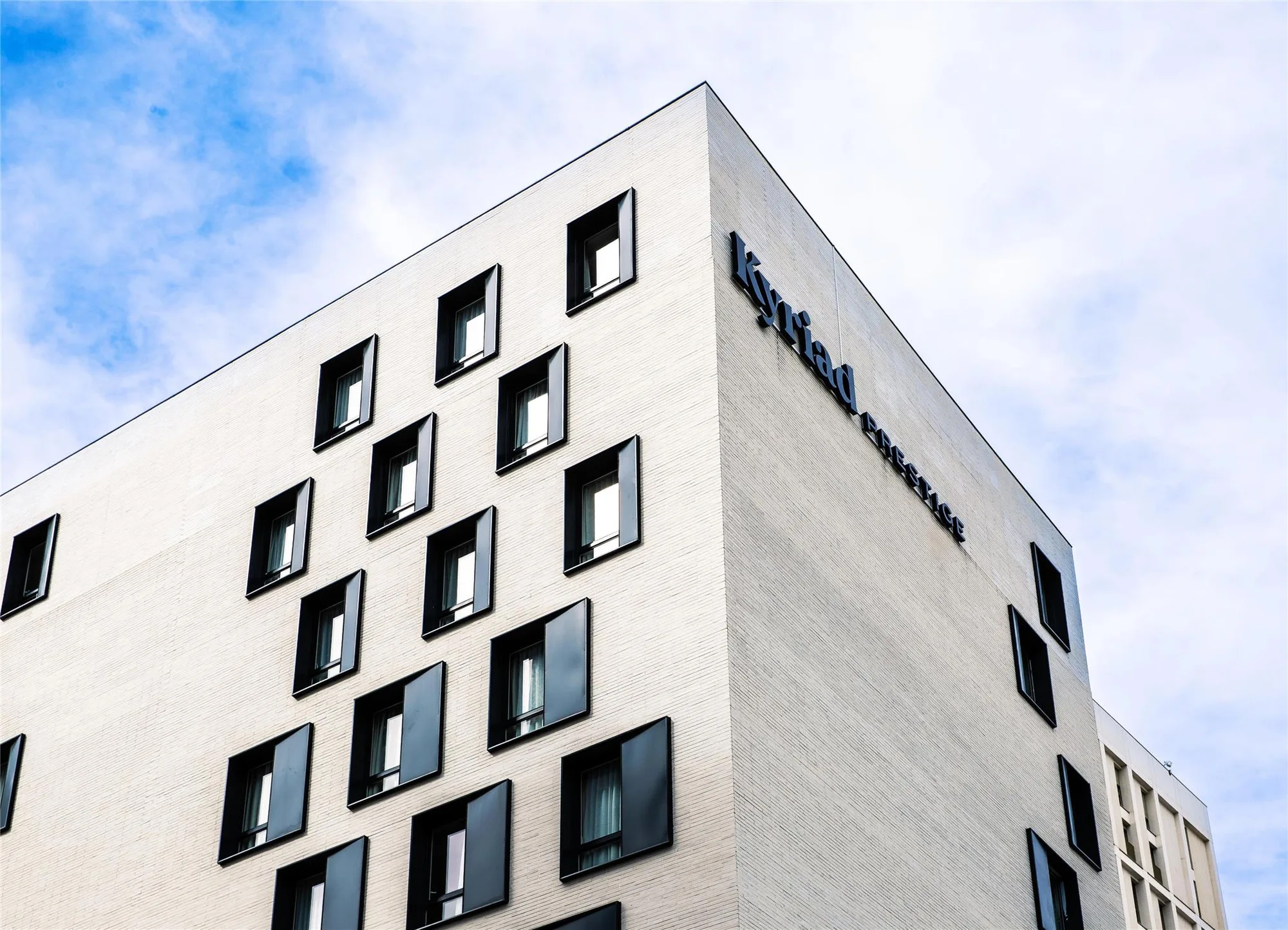 Kyriad Prestige Asnières-sur-Seine